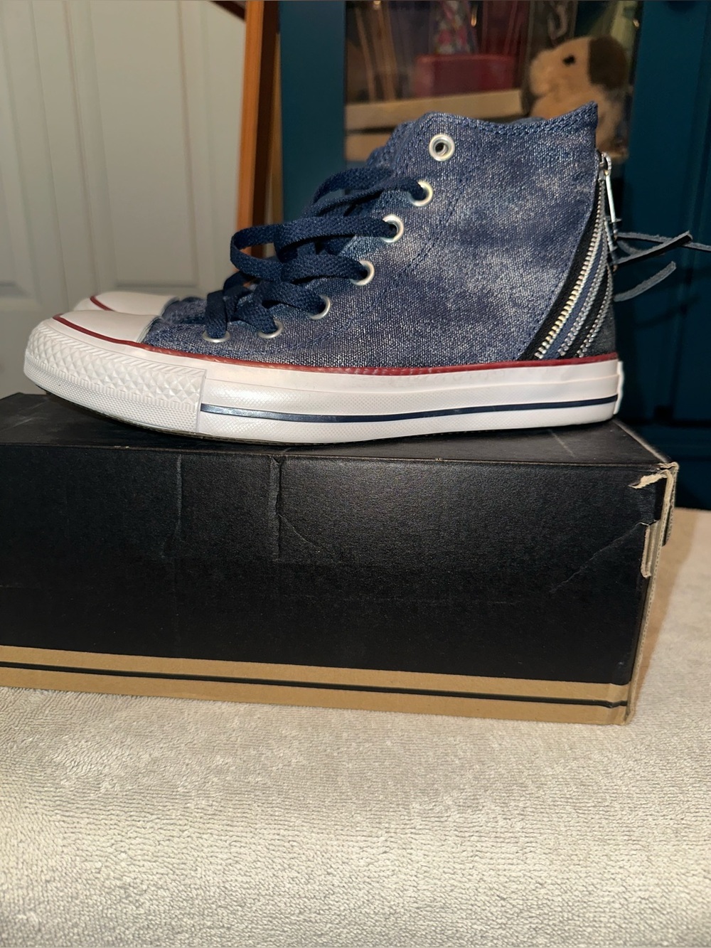 Converse Chuck Taylor All Star Navy Blue Tri Zip Hi Blue & Red 6.5 Sneakers.